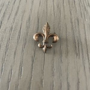 Vintage French Fleur de lis pin